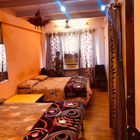 Golden Lodge Varanasi Exteriör bild