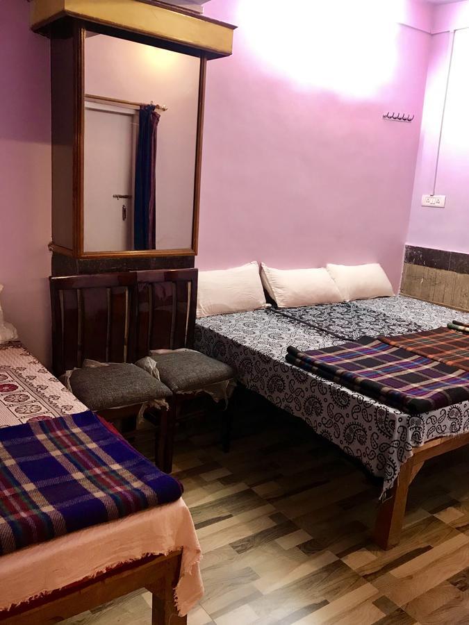 Golden Lodge Varanasi Exteriör bild